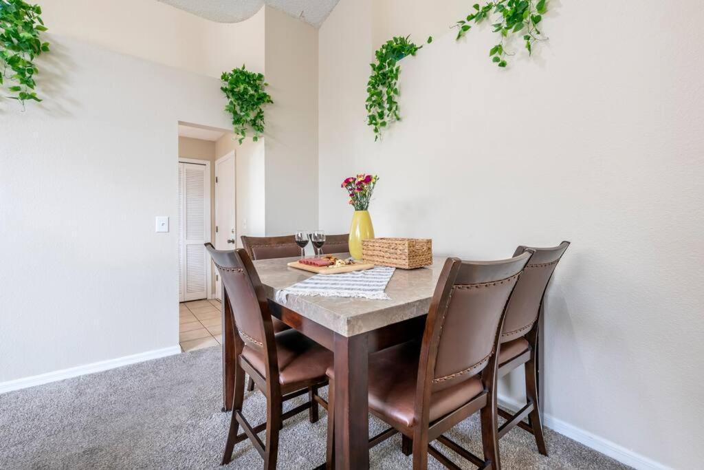 Vacation Home With Private Pool Near Disney World คิสซิมมี ภายนอก รูปภาพ